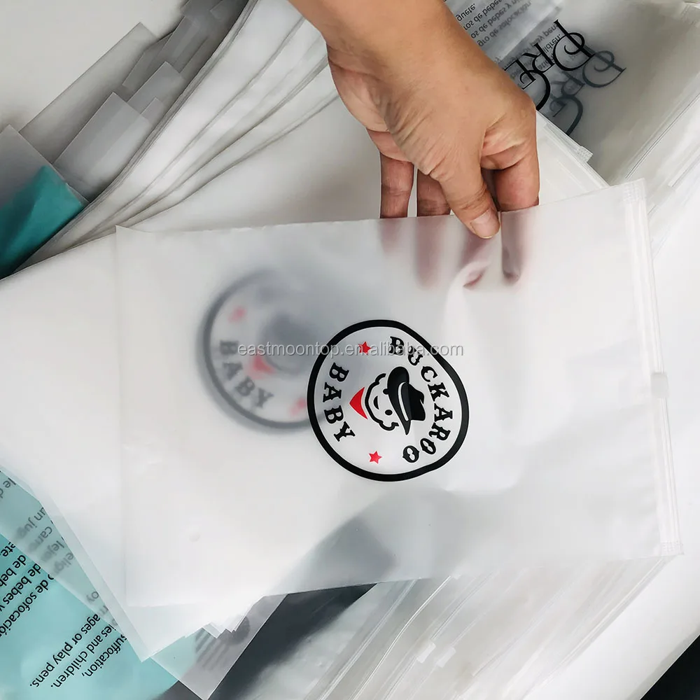Frosted zipper bag 03.jpg
