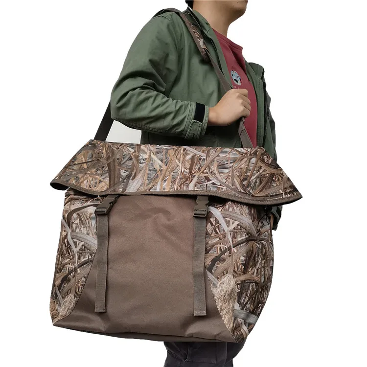 

Wholesale Foldable Waterproof Outdoor Wader Bag to Keep Your Feet Clear when out of Waders, Camo