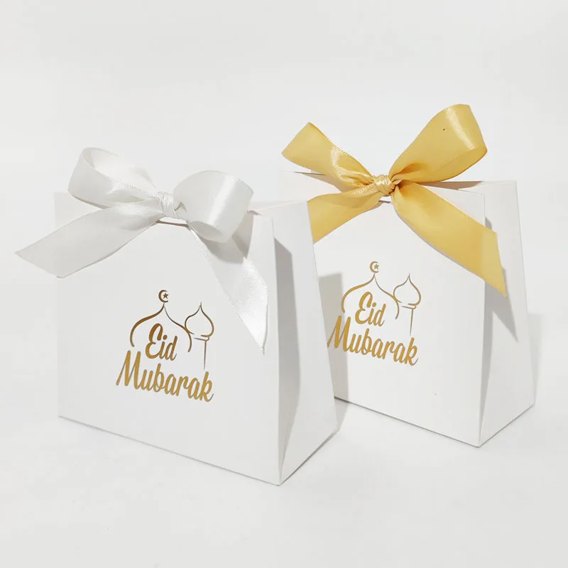 

White Bronzing Cardboard Candy Box with Gold Ribbon Eid Mubarak Gift Box Paper Packaging Bags for Muslim Ramadan