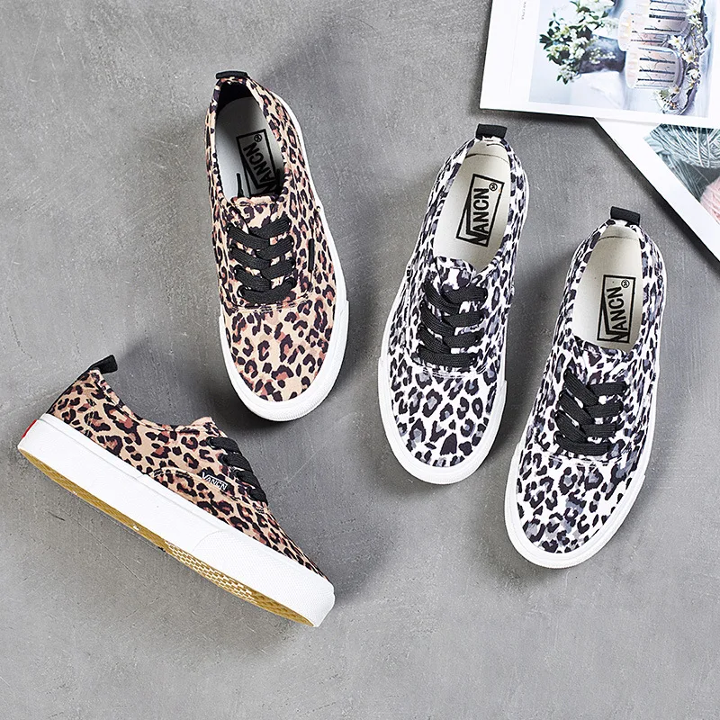 

Women Casual Canvas Shoes Leopard Print Sneakers, Pictures show