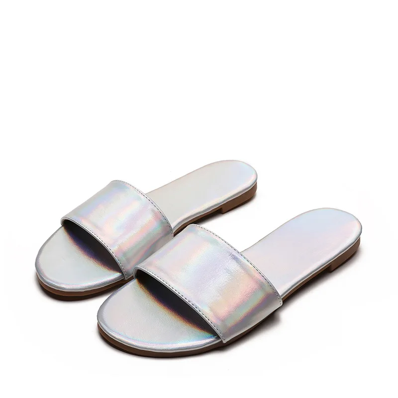 

Oem Beach Slide Summer Slippers Women's Outdoor Soft Bottom Deodorant Non-slip Lightweight Sandals And Slippers For Women, Silver