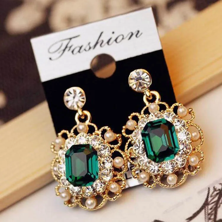 

2021 New Gold Plated Crystal Square Dangle Earrings for Women Wedding Fashion Drop Earrings Jewelry, Picture shows