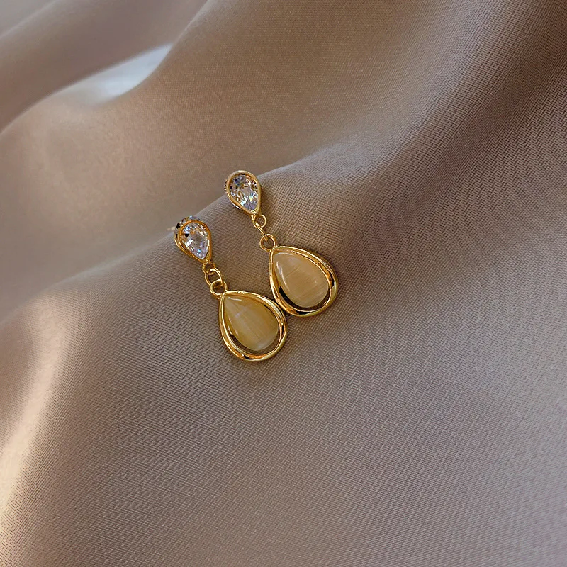 

2020 fashion crystal earings for women 2020 korea