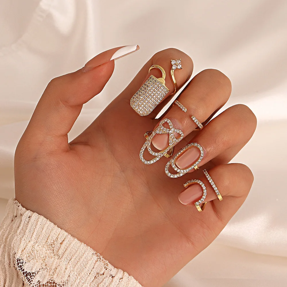 

Delicate CZ Butterfly Fingernail Rings Women Shiny Heart Diamond Finger Armor Cover Rhinestone Evil Eyes Nail Manicure Ring