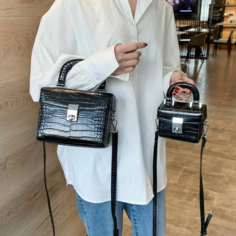 

Stylish Famous Brand Crocodile Women Luxury Crossbody Bag Handbags For Women 2021