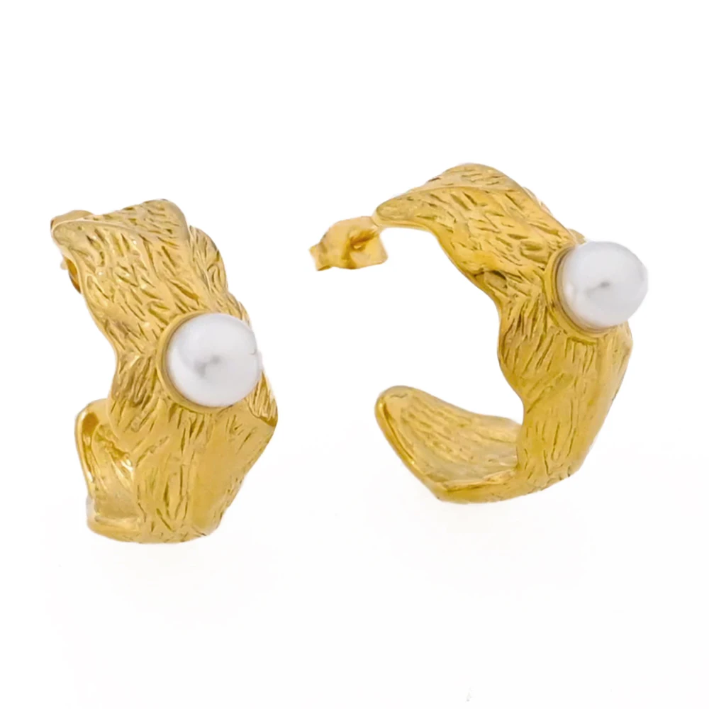 Exquisite 18k Gold Plated Stainless Steel Non Tarnishing Textured Hoop Pearl Earrings Hypoallergenic CC Earrings Everyday Wear