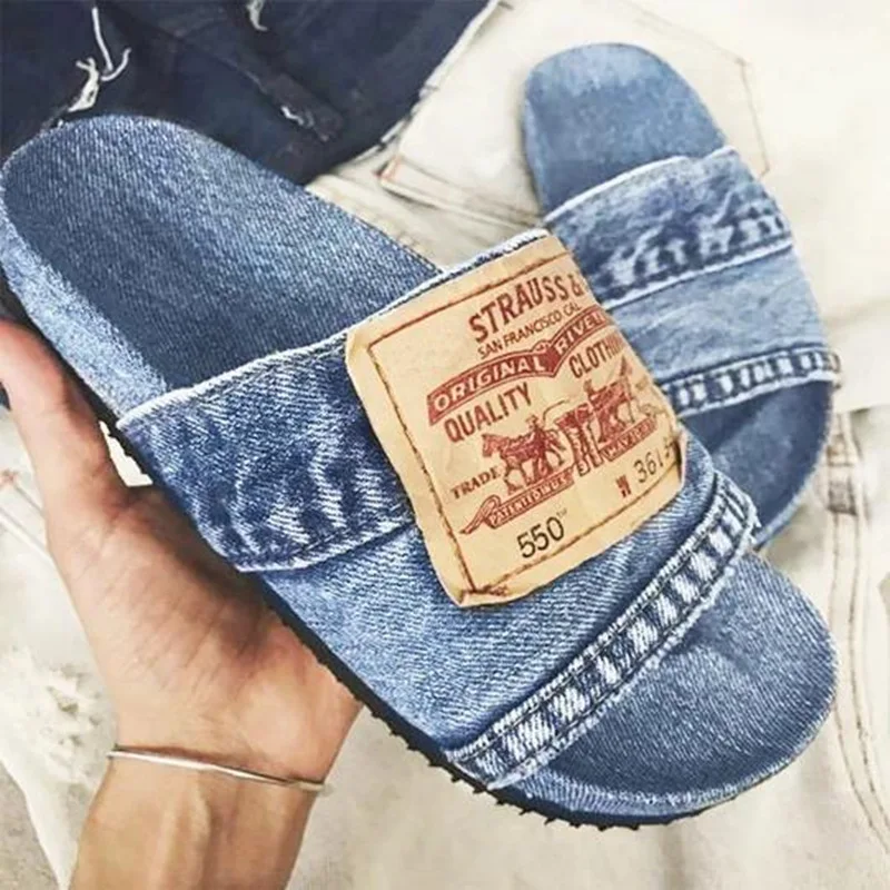 

Latest Designs Hot Sale Large Size Women Flat Sandals Cause Slides Denim Slippers