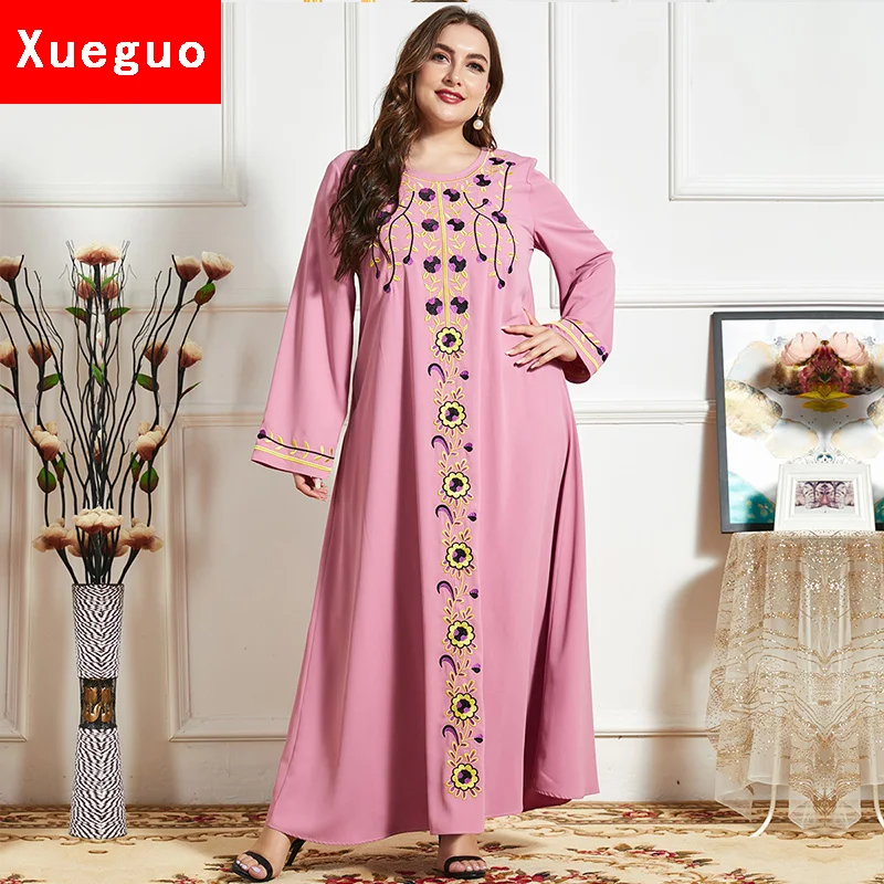 

Casual Islamic muslim2021 Middle East Dress abaya dubai Lady Embroidery Kaftan Women Turkish Gowns for Women Robe Clothing