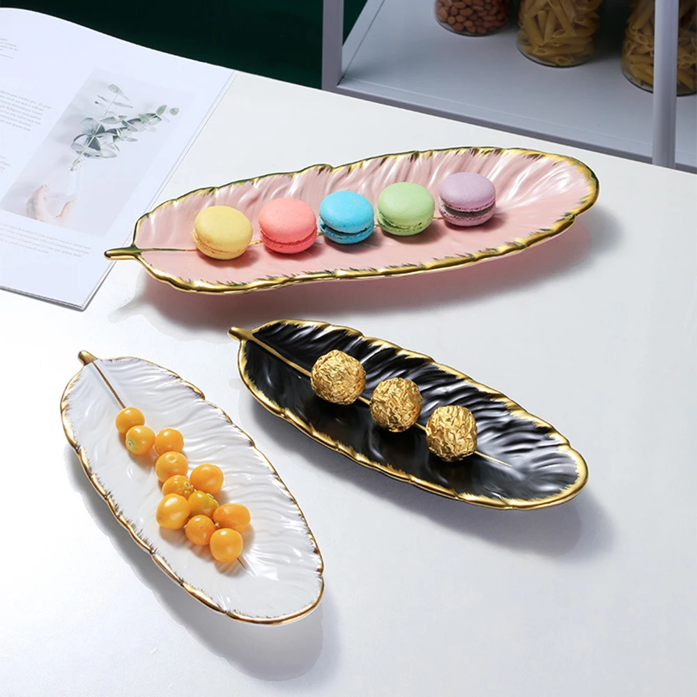 

Leaf Plate Realistic Feather Table Decoration Ceramic Jewelry Ring Trinket Dish Holder Decorative Serving Tray for Fruit