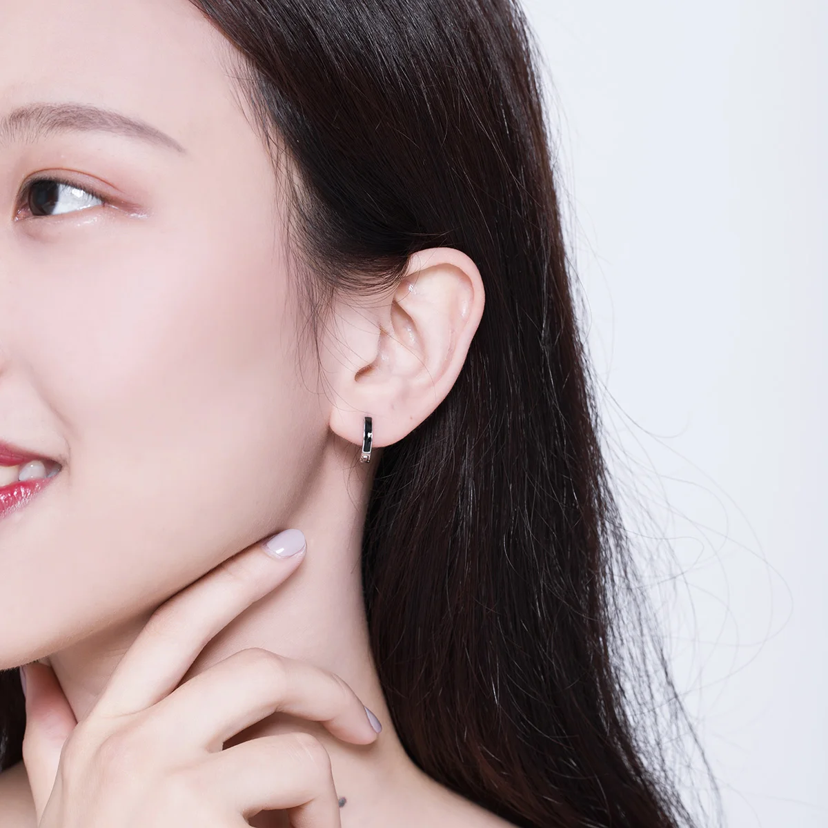 

New Type Trendy Jewelry Simple Black Line Hoops Earrings 925 Silver