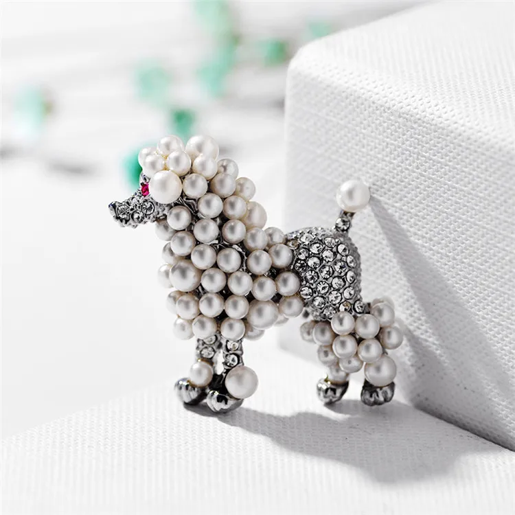 

Creative pet dog poodle full diamond beaded brooch pin European and American personalized accessories women