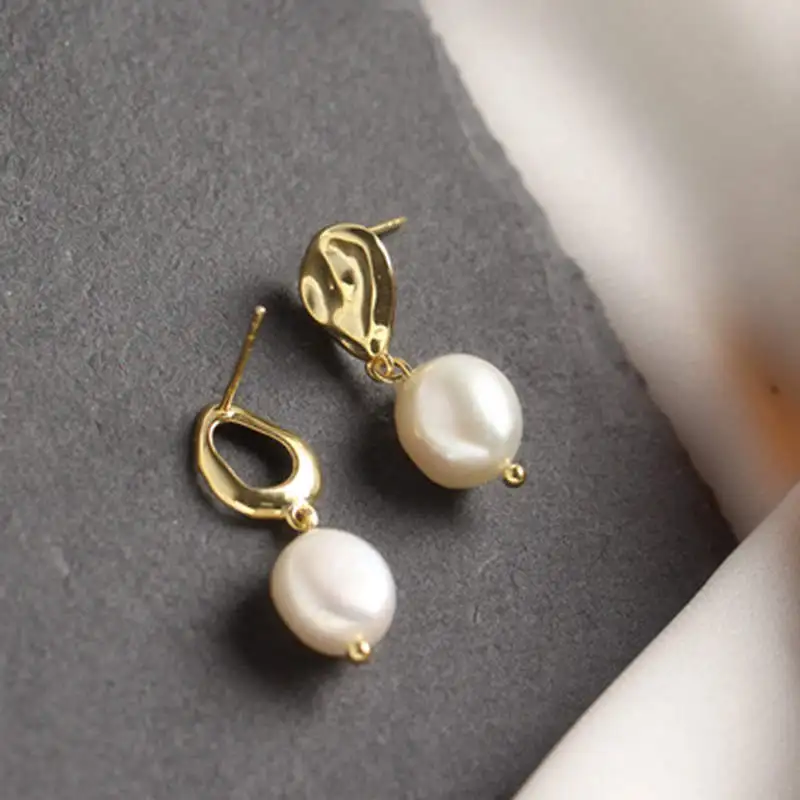 

Unique fashionable jewelry 925 sterling silver gold plated minimalist geometric fresh water pearl stud earrings women