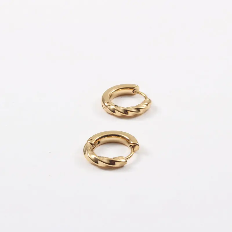 Trendy Earring 18K PVD Gold Plated Half Twist C Hoop Earrings Stainless Steel Jewelry Wholesale