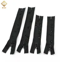 

Custom Multiple #3 #5 #8 PU PVC Coated Open End Close End Long Chain Black Waterproof Nylon Zipper In Zip For Swimsuit Diving