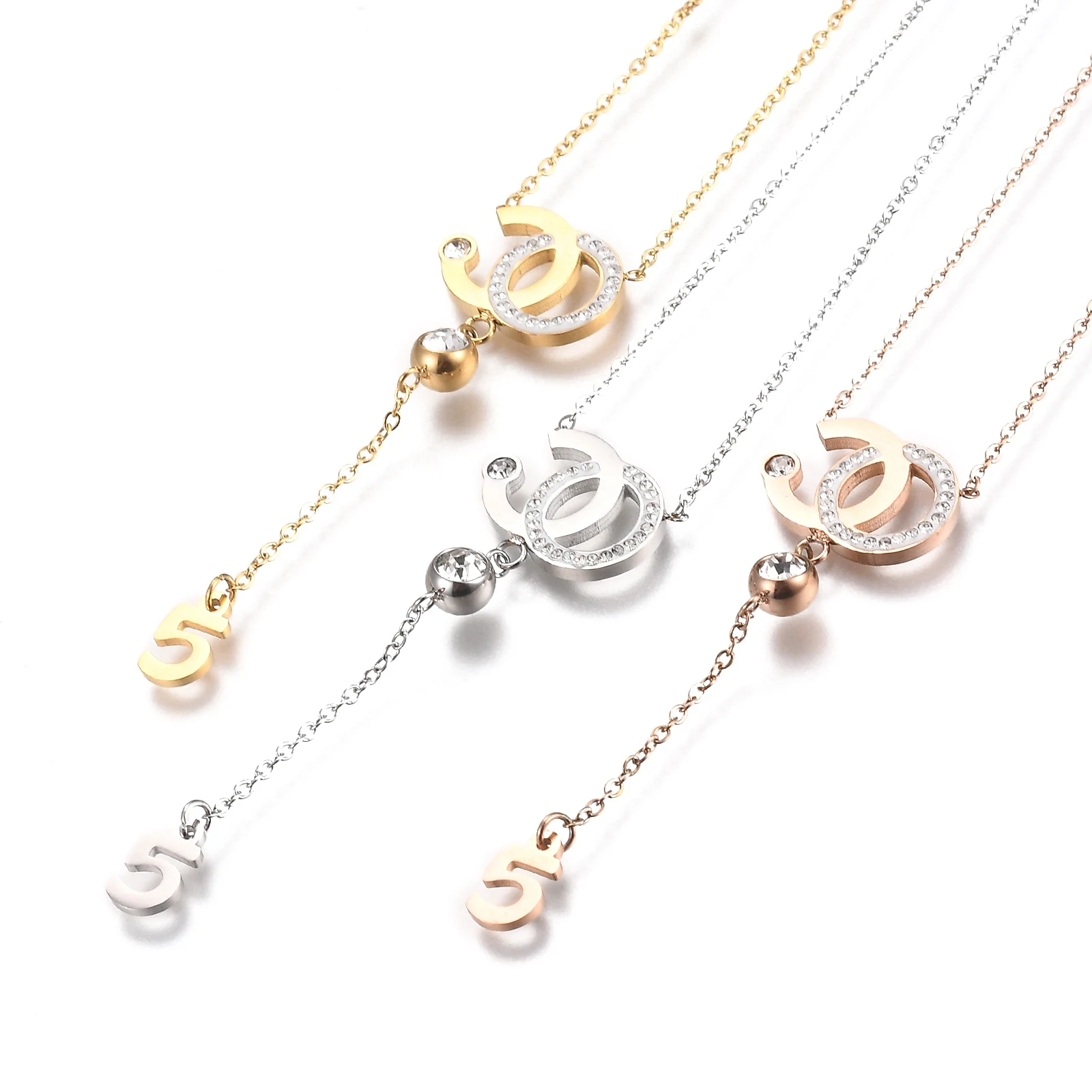 

Pandahall Polymer Clay Crystal Rhinestone Ring with Number 5 Pendant Necklaces