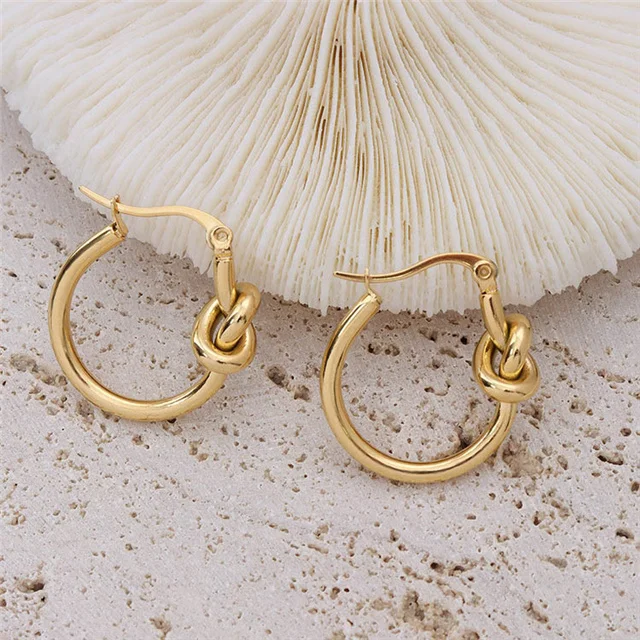 

Dainty Elegant Femme 18K Gold Plated Stainless Steel Knotted Hoop Earrings for Women, 18k gold,silver