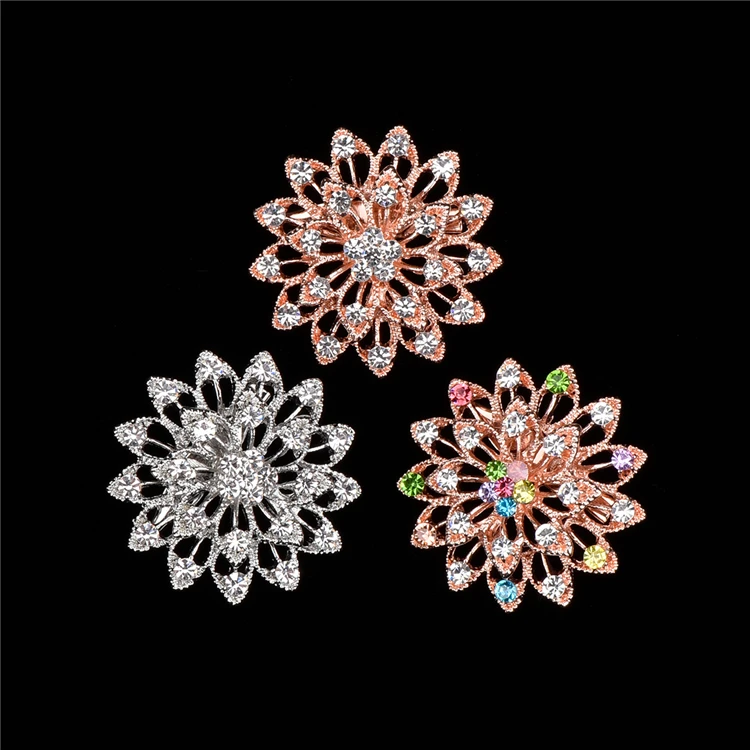 

Wholesale women bling rhinestone alloy flower brooch for wedding garment decoration