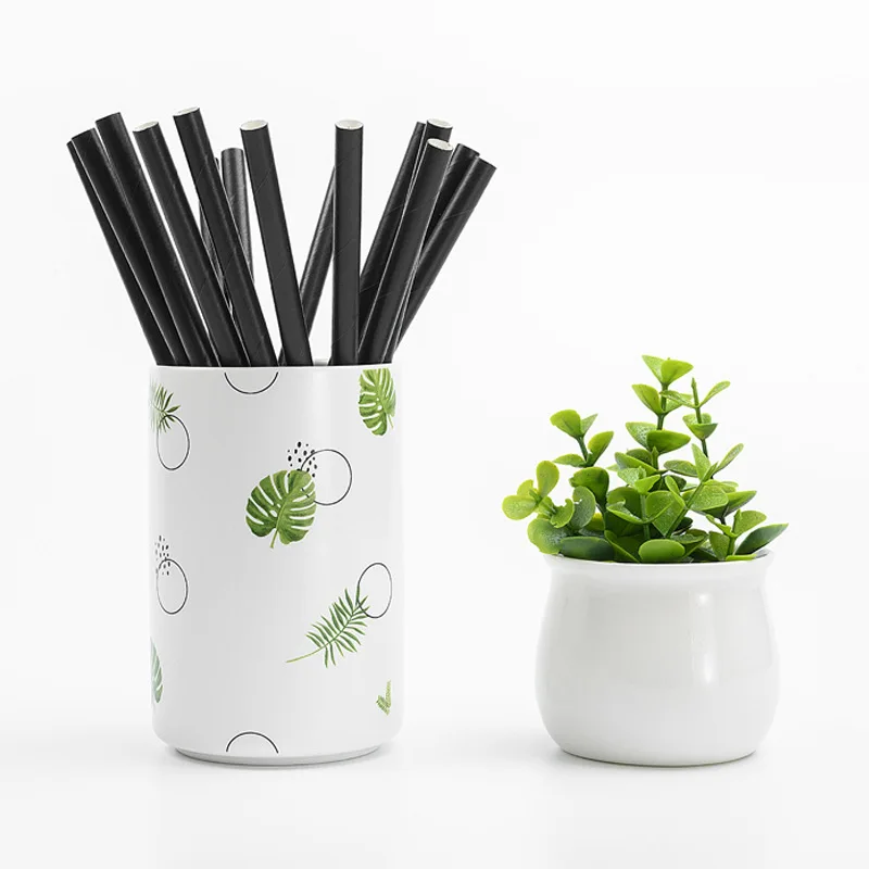 

Plain Black And White Color Paper Straws 200 Biodegradable Bulk In The Box, Black white blue red sky blue