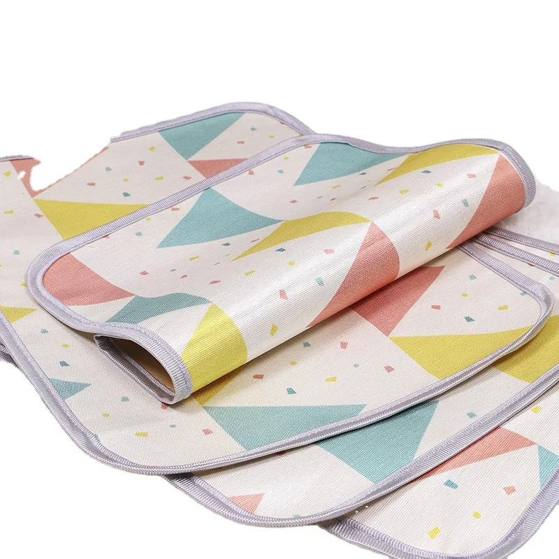 

2021 Washable Colored Calming Pet Mat Ice Pads Cooling Luxury Pet Mat