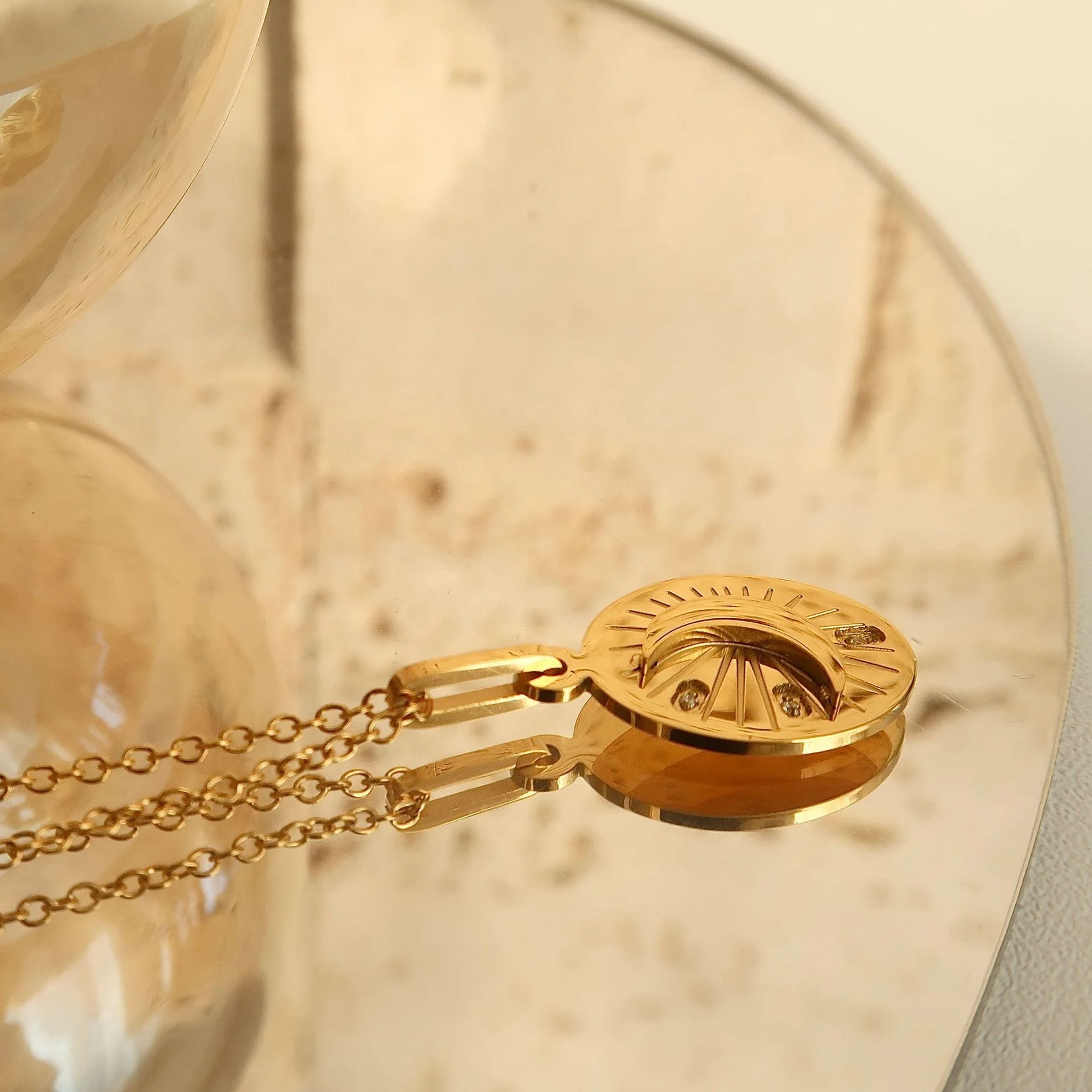 

Trendy Wholesale 18K Gold Plated Moon Star Pendant Necklace Stainless Steel Jewelry Wholesale