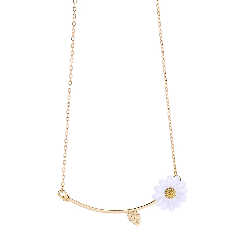 

x981647 White Daisy Charm Wholesale Flower Pendant Necklace Simple Style Suitable for Women, Gold