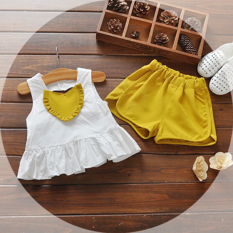 

Zhejiang huzhou clothing baby newborn wholesale cotton sling lucky heart floral suspenders pant Set 2 pieces