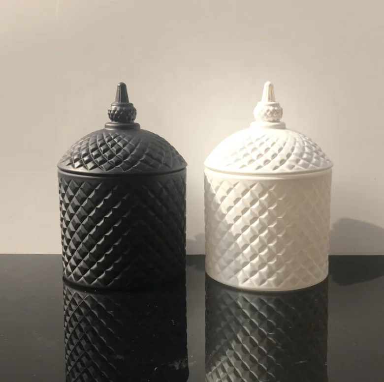 

Home decoration storage jar crystal glass jewelry box cotton swab can candy box candle Cup white candy box jar, White/black