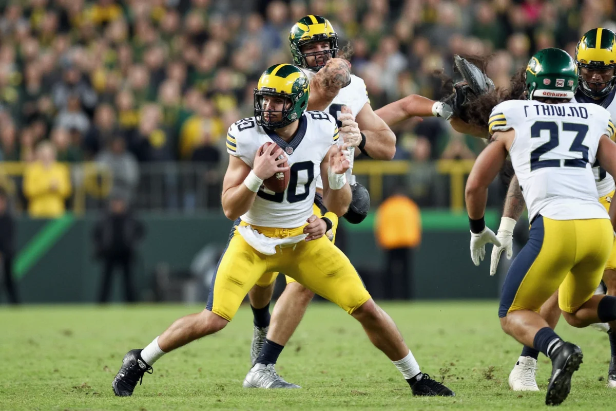 where to watch michigan wolverines football vs oregon ducks football