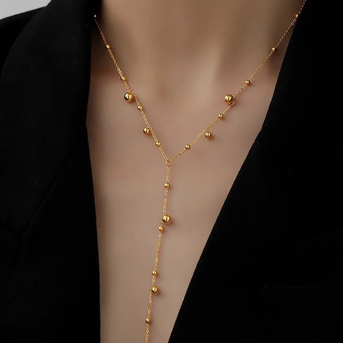 

2024 INS New 18K gold plated long fringe bead chain necklace Stainless steel round bead tassel necklace for women