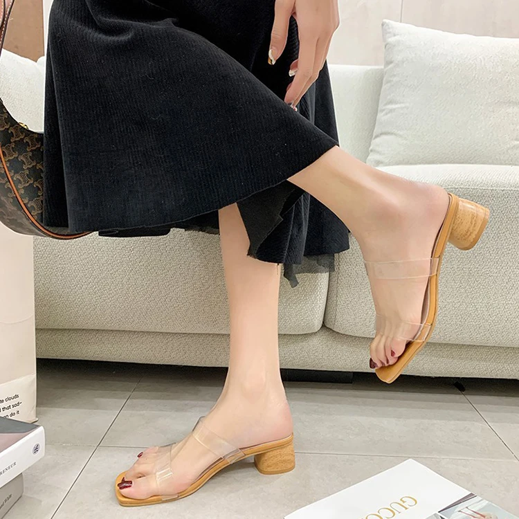 

Hot Sale Design Fashion Heeled Slide 2021 Women Flat Jelly Shoes Square Sandals Women For Ladies