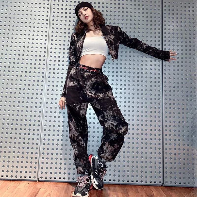

Instock Tie Dye Shorts Jacket Casual Pant Women 2 Pieces Set, Black color