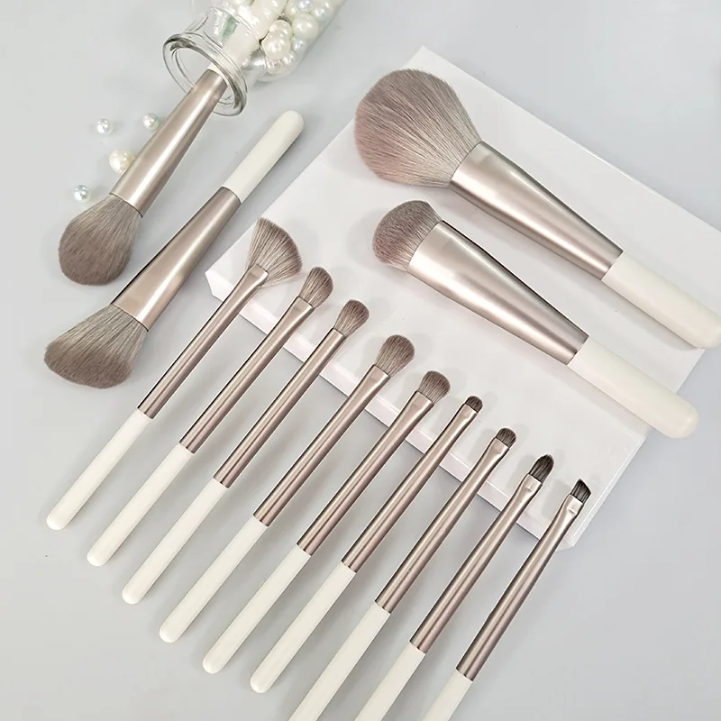 

Factory Wholesale Beauty Makeup Cosmetic Brush 13 Piece Brush Set for Concealer eye shadow