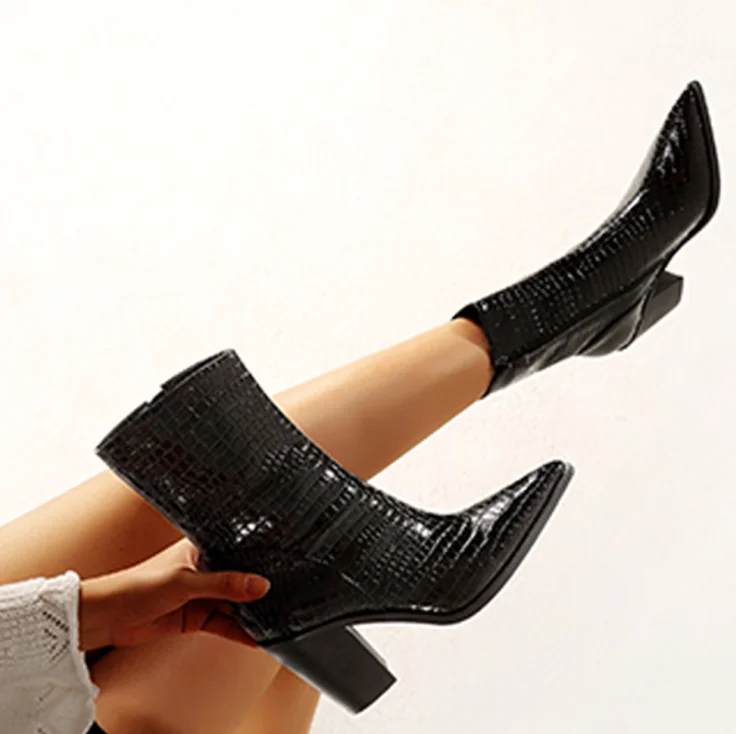 

Shein Winter Knight Boots Party Block Heeled Knee High Boots Stone Pattern Plus Size Fashion Zip Up Pointed Chunky Heel Boots, Black