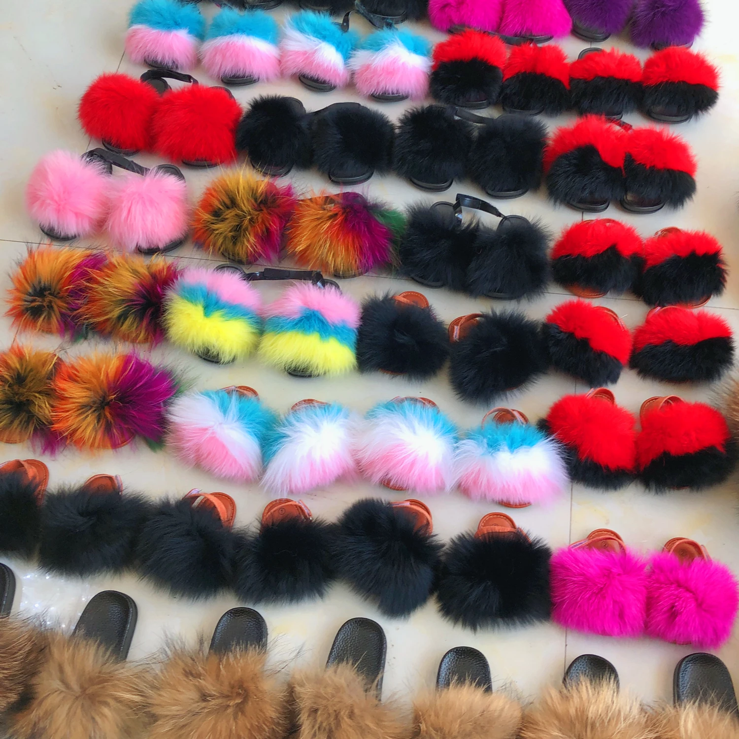 

fluffy soft baby slides with strap kids children raccoon brown fur slippers furry hot pink real fox fur slides, Requirement