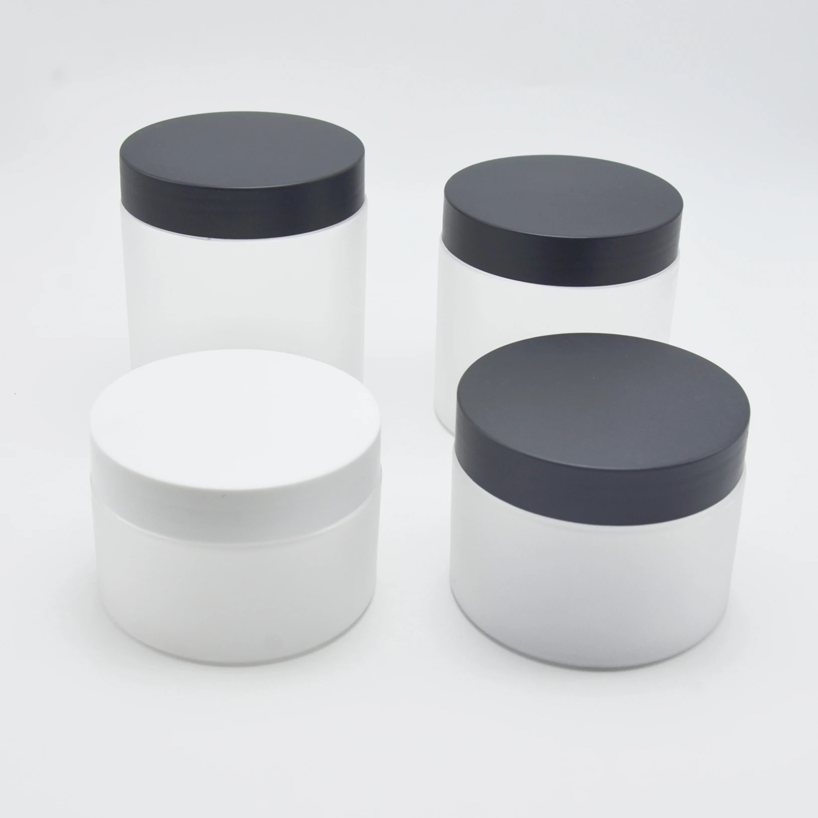 

Pet matte color body scrub frosted plastic 250ml cosmetic cream jars with black plastic lid