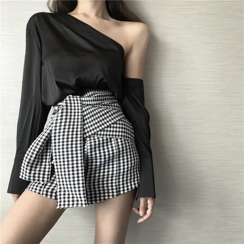 

2020 spring new style clothes women fashion irregular design slant shoulder blouse high waist top sexy off shoulder casual shirt