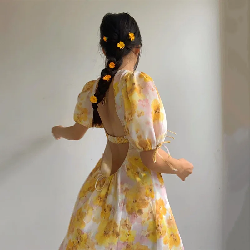 

2020 Women Summer New Arrival Hot Selling Lantern Sleeve Print Temperament Sexy Backless Casual Mini Dress