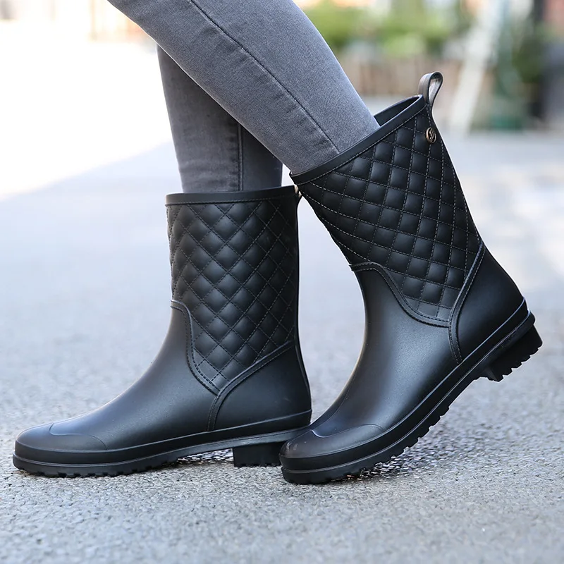

Factory Wholesale Durable Adult Outdoor Boots High Quality Fashion Waterproof PVC Rain Boot Women, Black, blue,apricot