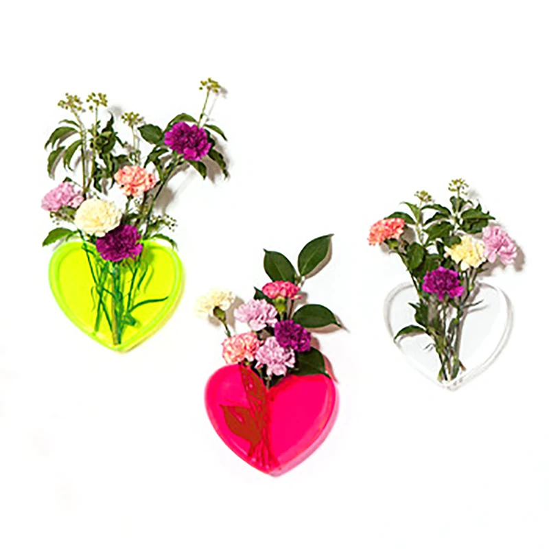 

Clear Color Flower Vase Wall Mounted Heart Shape Acrylic Vase