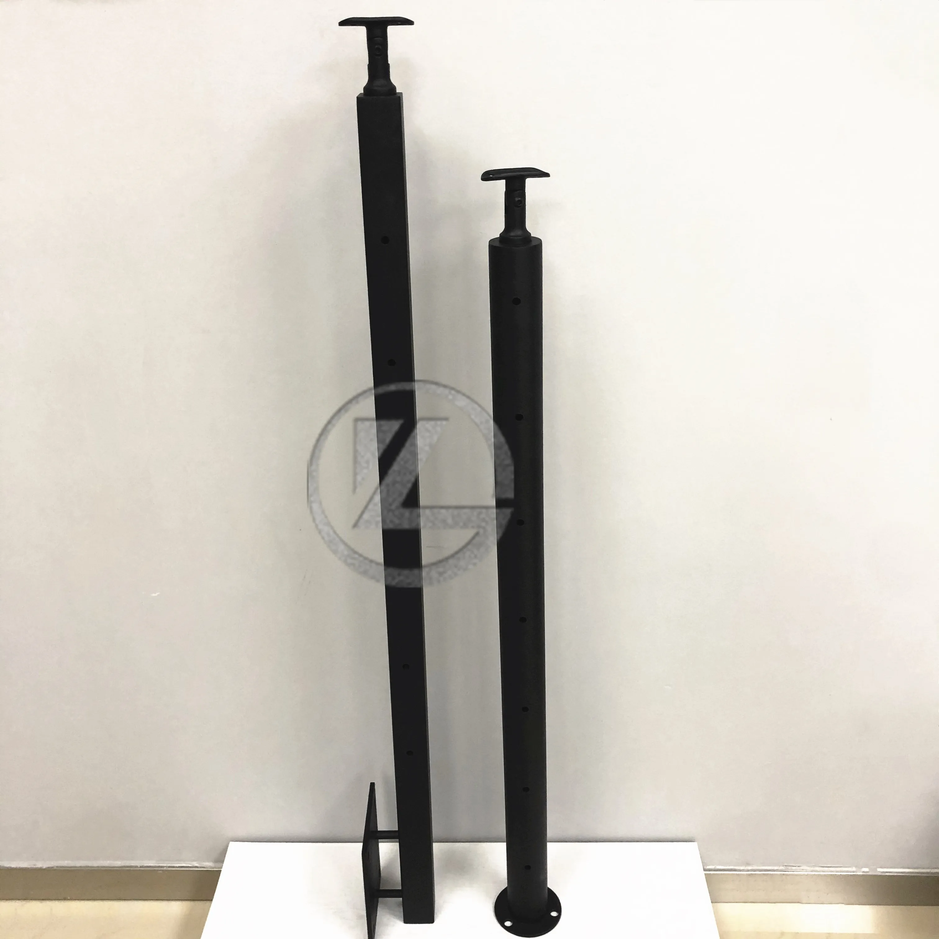 

YL new design SS316 black cable railing post side mounted for balcony railing system