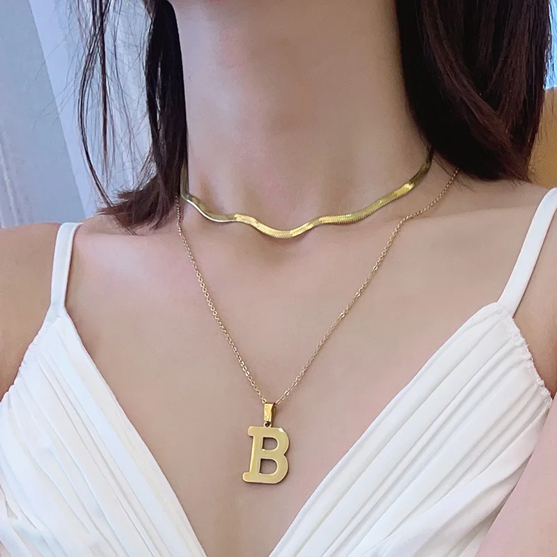 

Hot 18k gold plated Stainless steel 26 letter pendant initial necklace jewlry 24k couple inital necklaces for women men