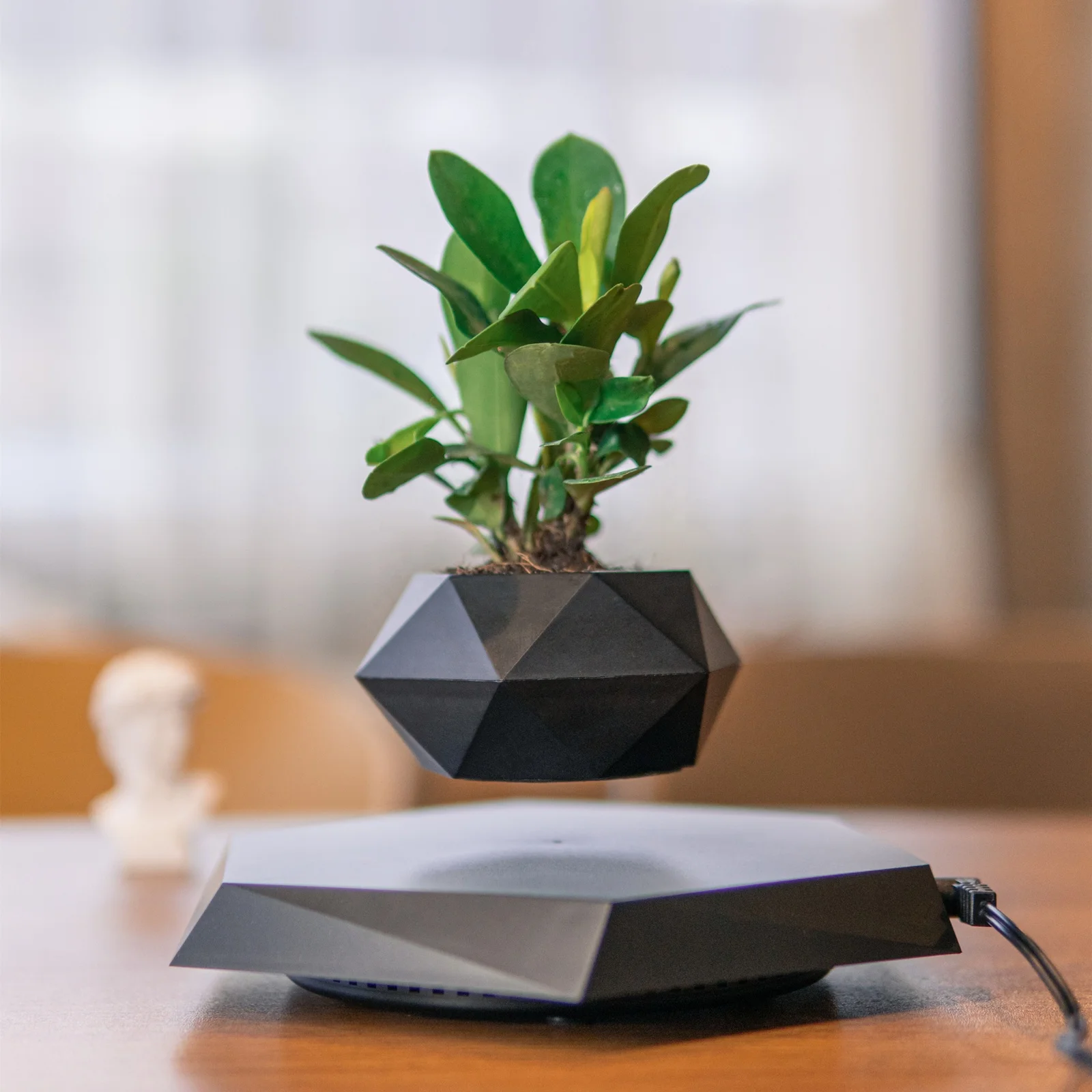 HCNT Hot Sell Electric Magnetic Levitating Bonsai Modern Design ABS Material CE Certified 3 Colors Choose Home Decoration