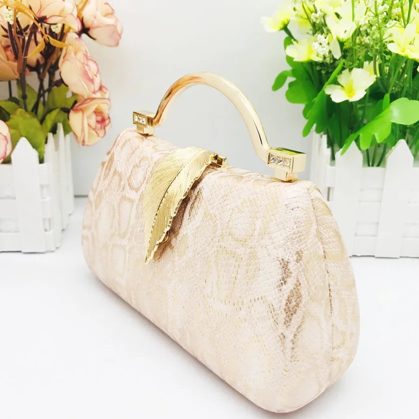 

Wholesale Fashion Luxury Snake Pattern Ladies Evening Clutch Messenger Bag, Red black gold champagne