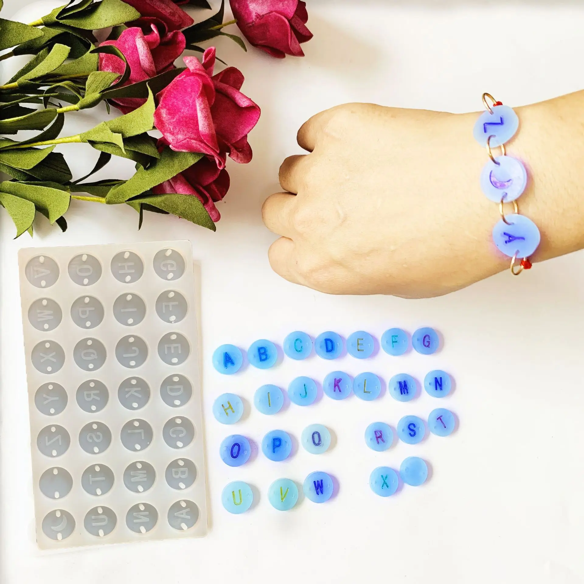 

0460 Creative DIY cross crystal Epoxy Shiny alphanumeric bracelet earrings pendant resin silicone mold, Transparent