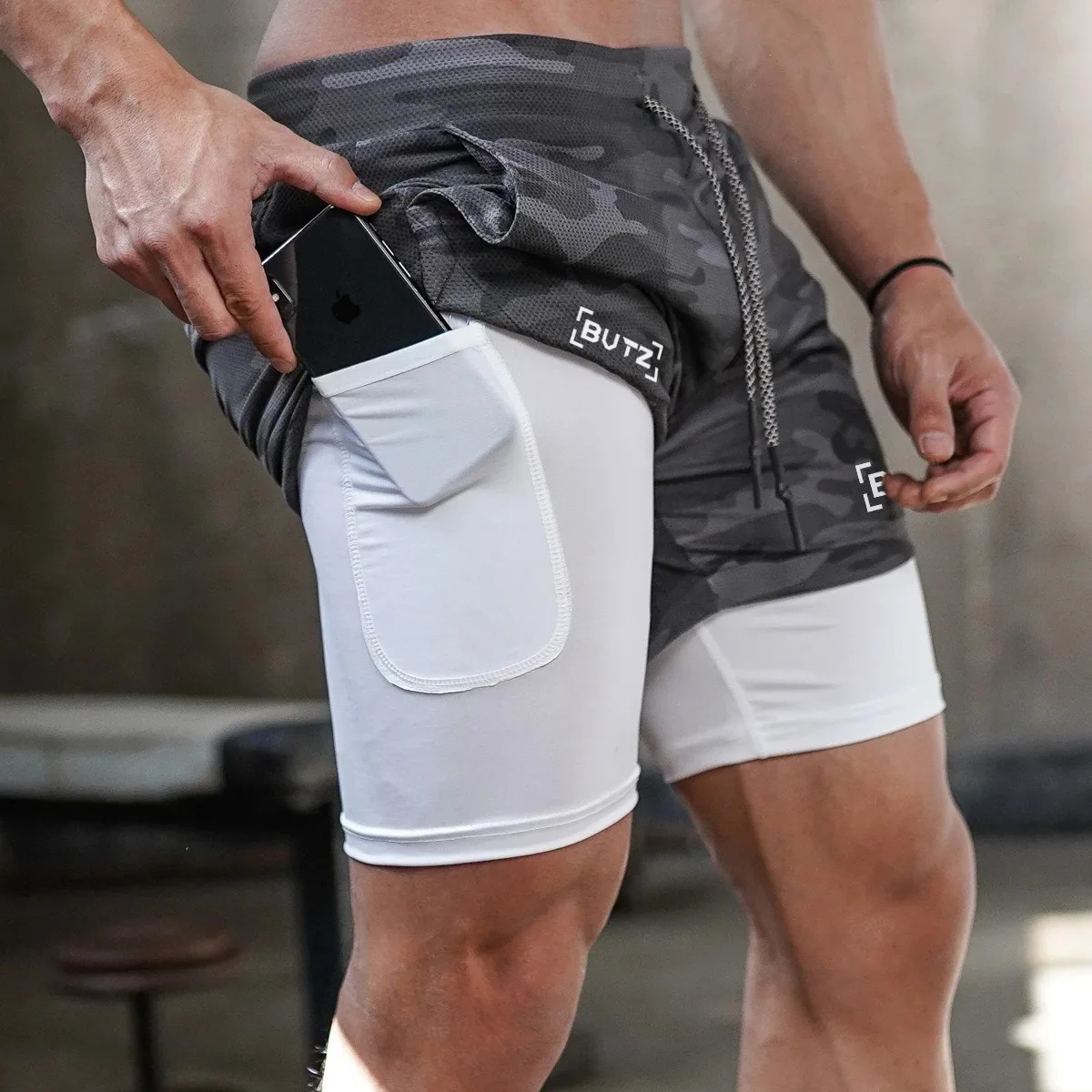 

Men's 2-in-1 Running Two-Layer Shorts Breathable Active Training Exercise Jogging Workout Towel Loop Shorts with phone Pockets