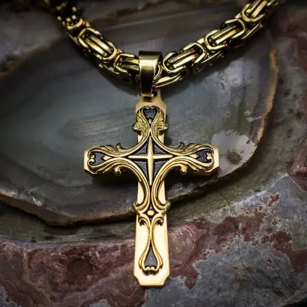 

2020 New FashionFashion men's stainless steel cross necklace