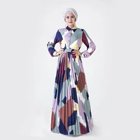 

2019 islamic clothing chiffon women muslim dress geometric patterns printed pleated muslim women party dress