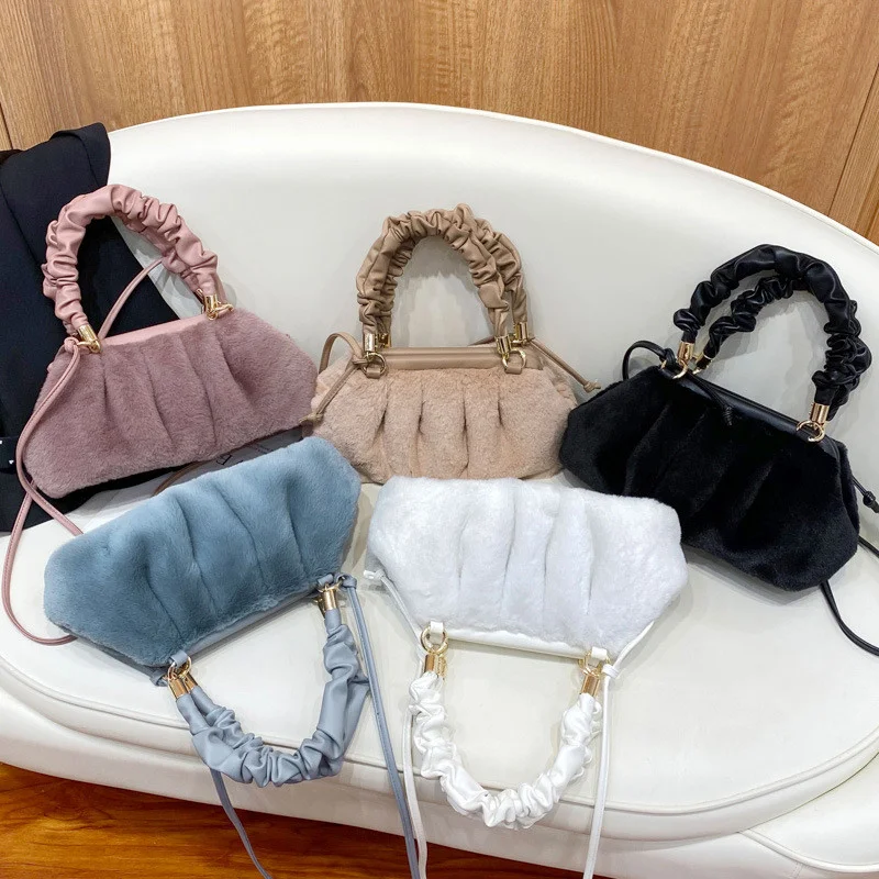 

Fashion plush fold portable chain cloud shoulder crossbody bags armpit fur winter handbags, 5 colors