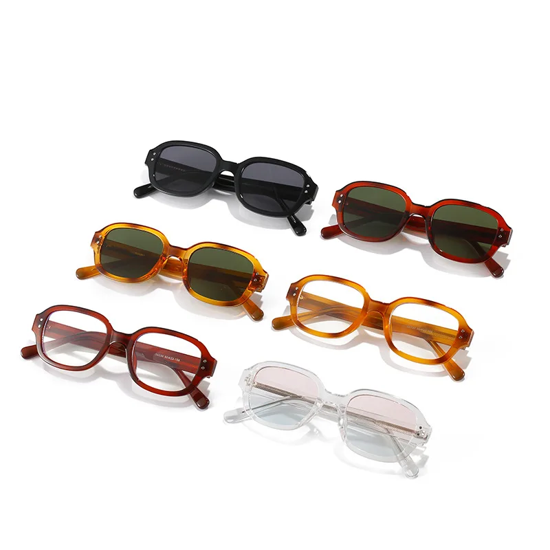 

2022 Superior Brand Designer CP Sunglasses UV 400 Shades Gafas De Sol Thick Frame Small Square Sunglasses, Picture shows