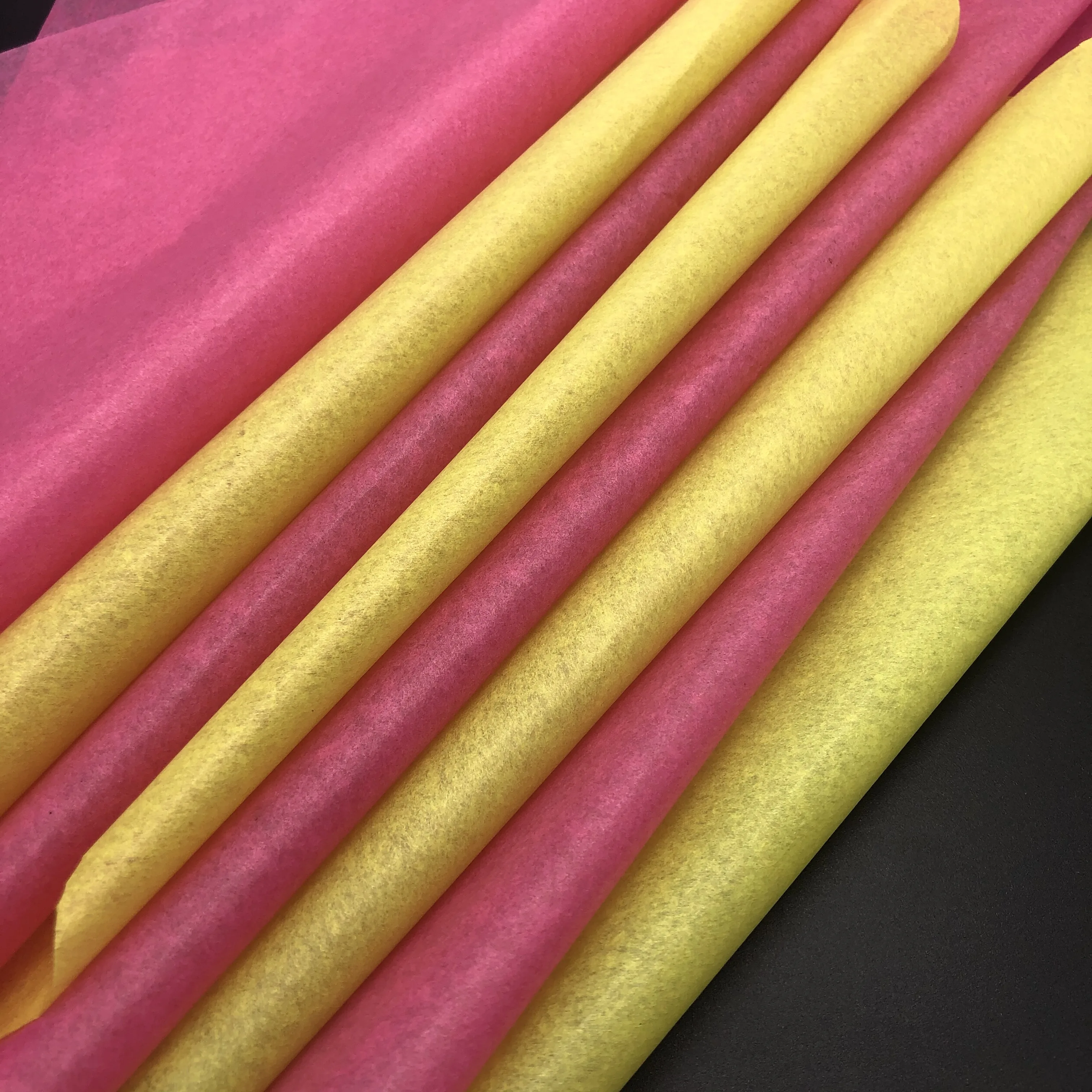 
Best Selling 17gsm 75*50cm black logo white tissue wrapping paper malaysia 